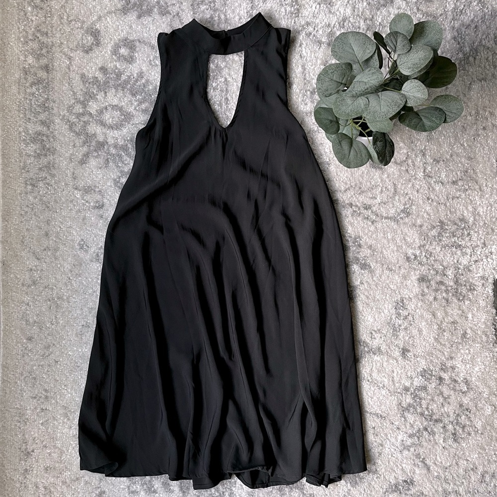 Xhilaration Key Hole Midi Dress XS